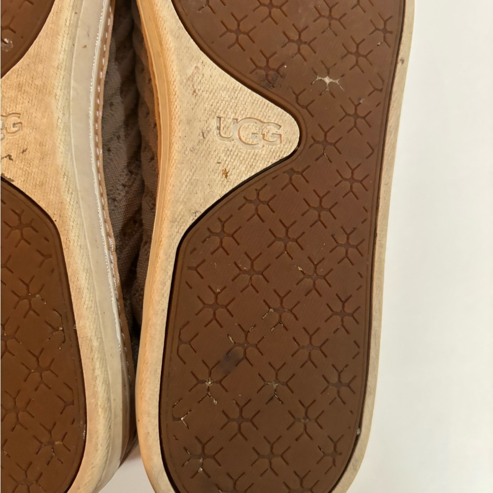 UGG 9 Taupe Slip-On Sneakers SHOES - Picture 13 of 13